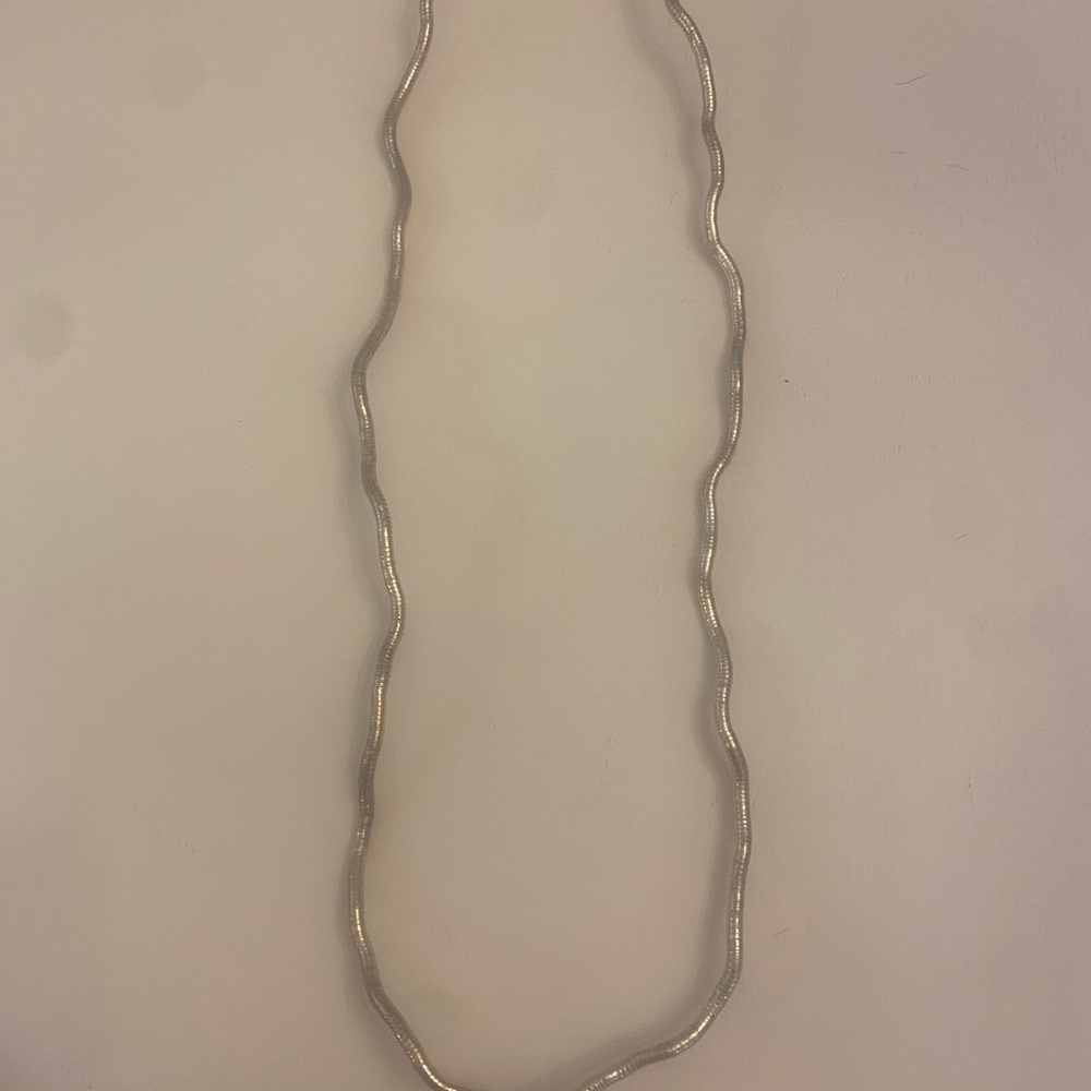 Silver Wavy Flexible Necklace - Women's Jewelry